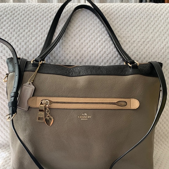 Coach premium leather - Picture 10 of 15